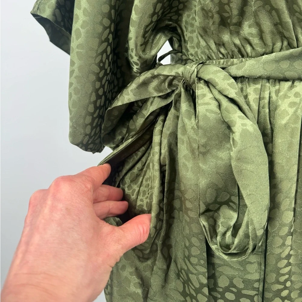 Baltic Born Savannah Print Kimono Maxi Dress Olive Green Size XS - Picture 9 of 13